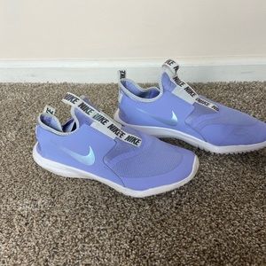 Nike Slide on Tennis Shoes